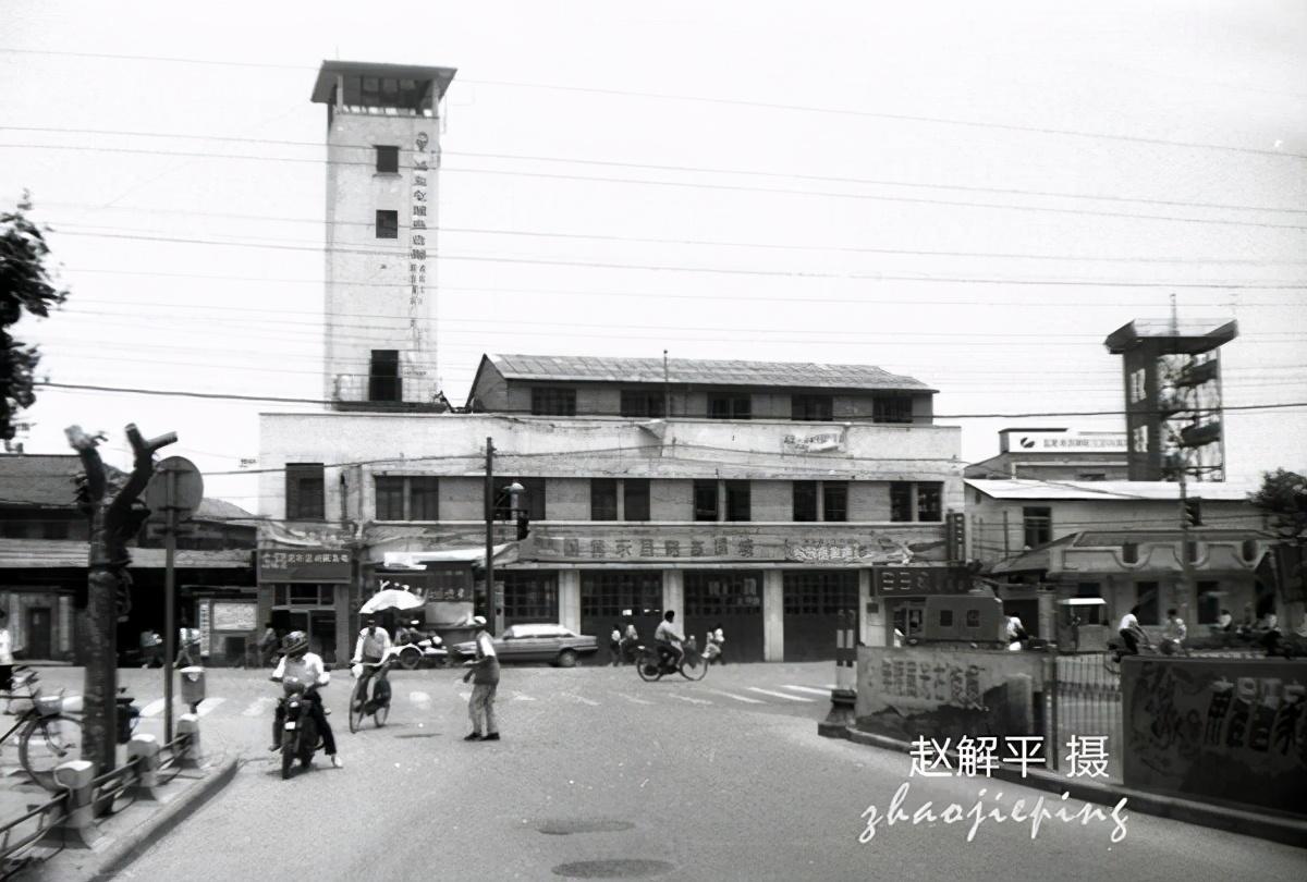 傲视上海浦东三十多年的东昌消防瞭望塔(上海浦东东昌路派出所地址)