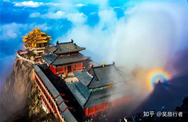 【攻略】老君山观云海攻略 再也不怕错过美景啦(老君山观海避暑节2020)