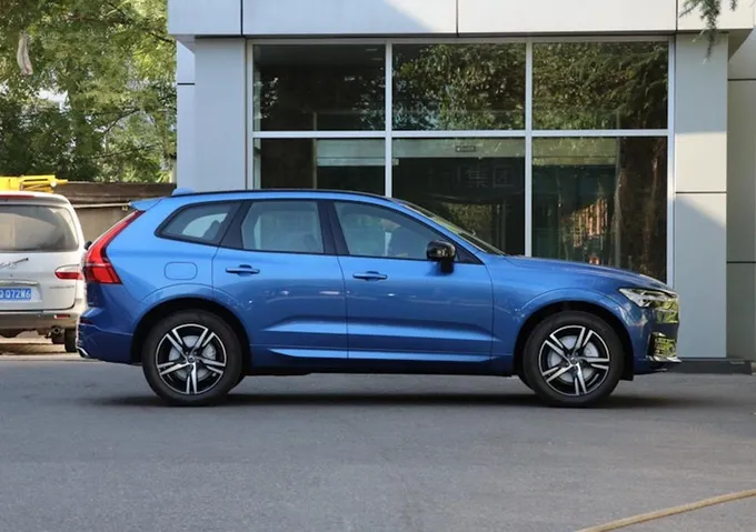 直降6.8万!新款沃尔沃XC60开启“大甩卖”(沃尔沃xc60价格最低多少钱)