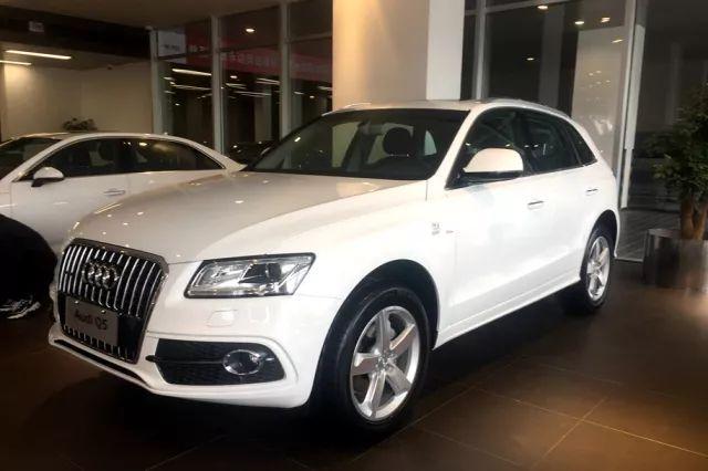 奥迪Q5打8折顶配只要40万?去4S店实地探访才发现……(奥迪q5底价)