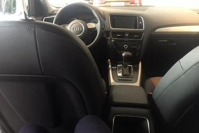 奥迪Q5打8折顶配只要40万?去4S店实地探访才发现……(奥迪q5底价)