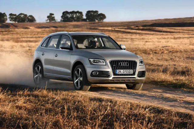 奥迪Q5打8折顶配只要40万?去4S店实地探访才发现……(奥迪q5底价)