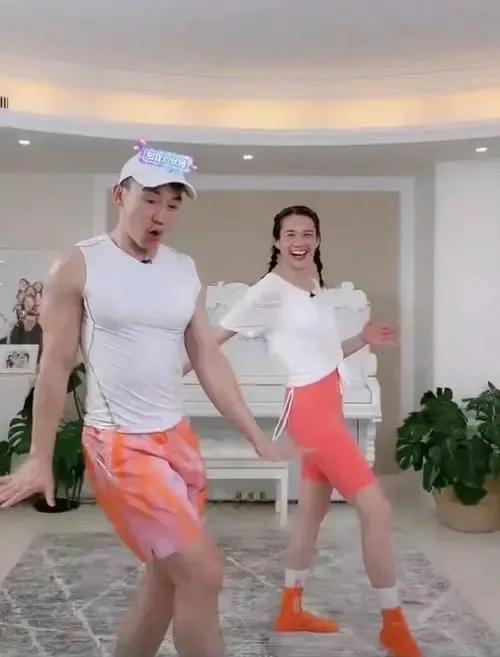 刘畊宏是谁,怎么就火了(刘畊宏唱歌周杰伦)