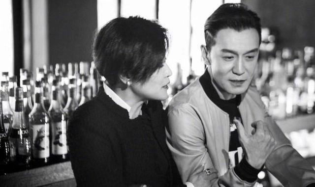 李咏病逝5年,哈文拒绝改嫁坚持赡养婆婆,直言:我永远是李家人