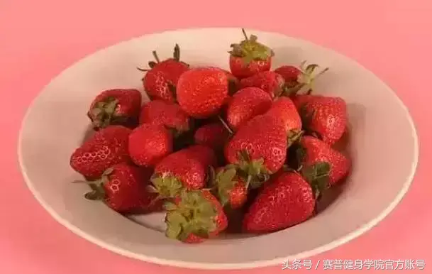 100卡路里到底长啥样?不知道,就看完再吃吧(100卡路里是什么概念)