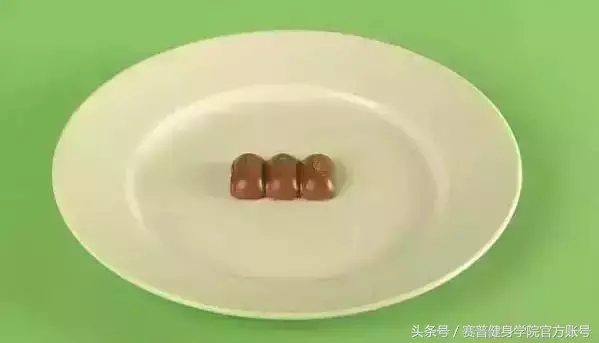 100卡路里到底长啥样?不知道,就看完再吃吧(100卡路里是什么概念)