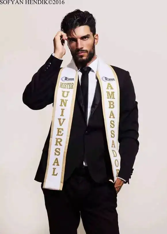 他成为全球第二帅的男人,吓坏50w网友:达咩(全球最帅第二名)