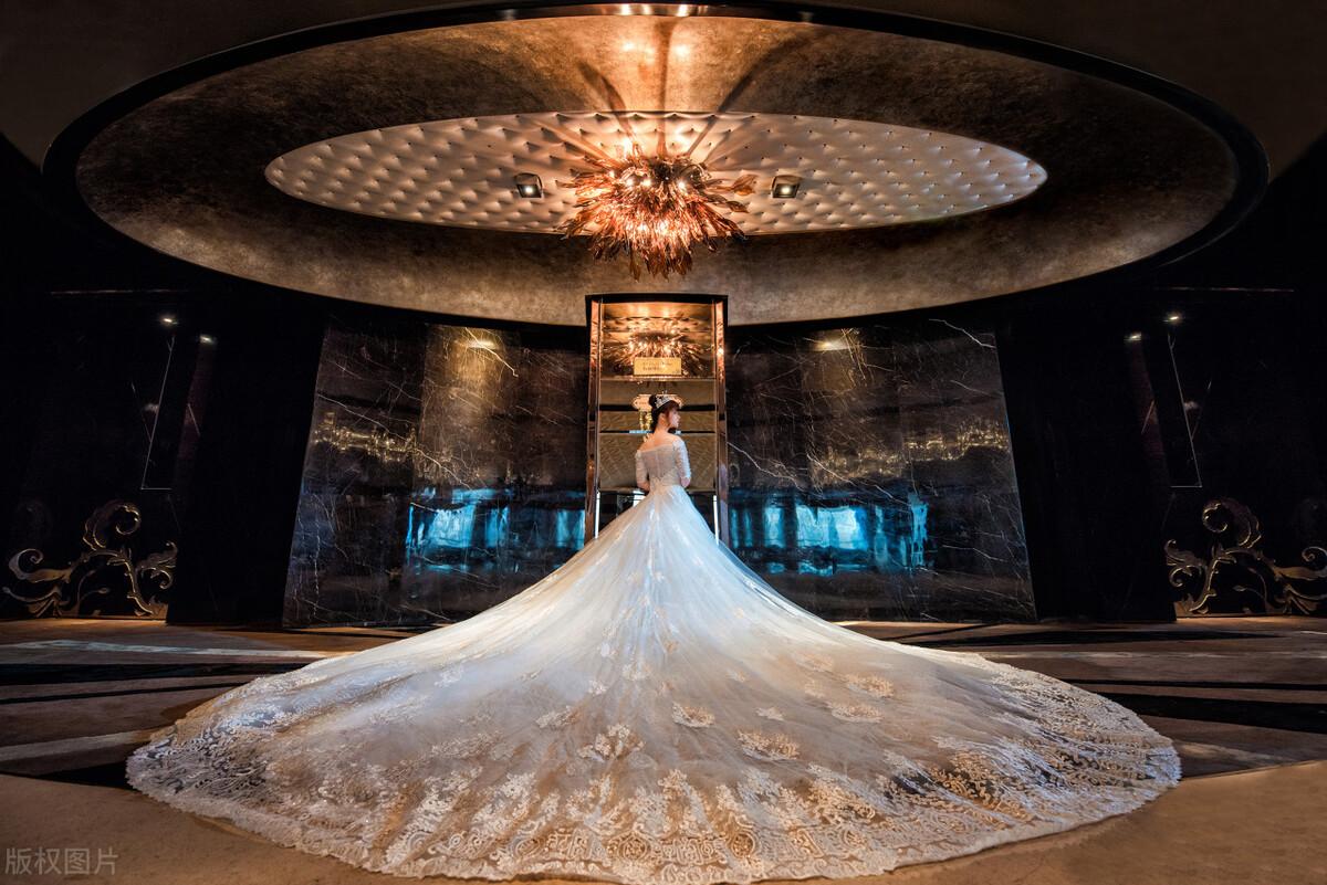 五星级酒店办婚礼有多豪?5万起步,做好预算让婚礼变得更加完美(五星级酒店办婚礼费用)