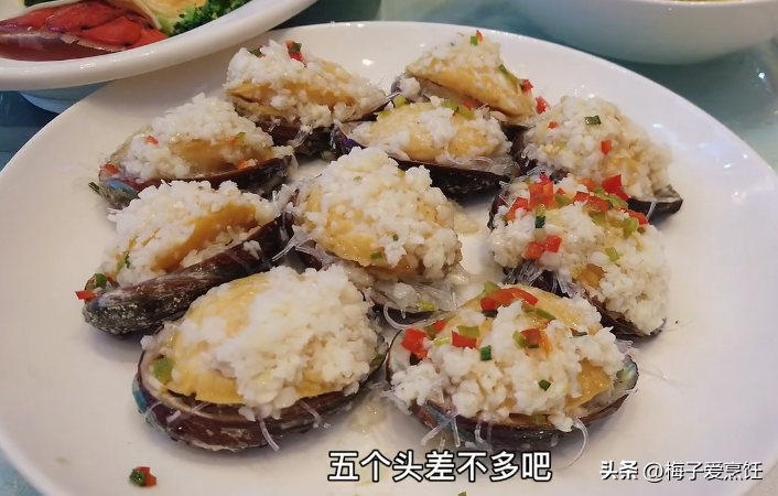 普通南京人结婚有多壕?五星级酒店办喜宴,一桌没有5000元下不来(南京结婚酒店一览表)