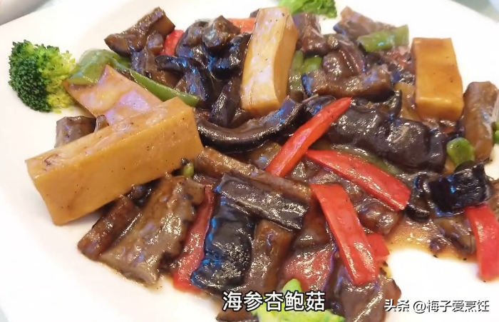 普通南京人结婚有多壕?五星级酒店办喜宴,一桌没有5000元下不来(南京结婚酒店一览表)