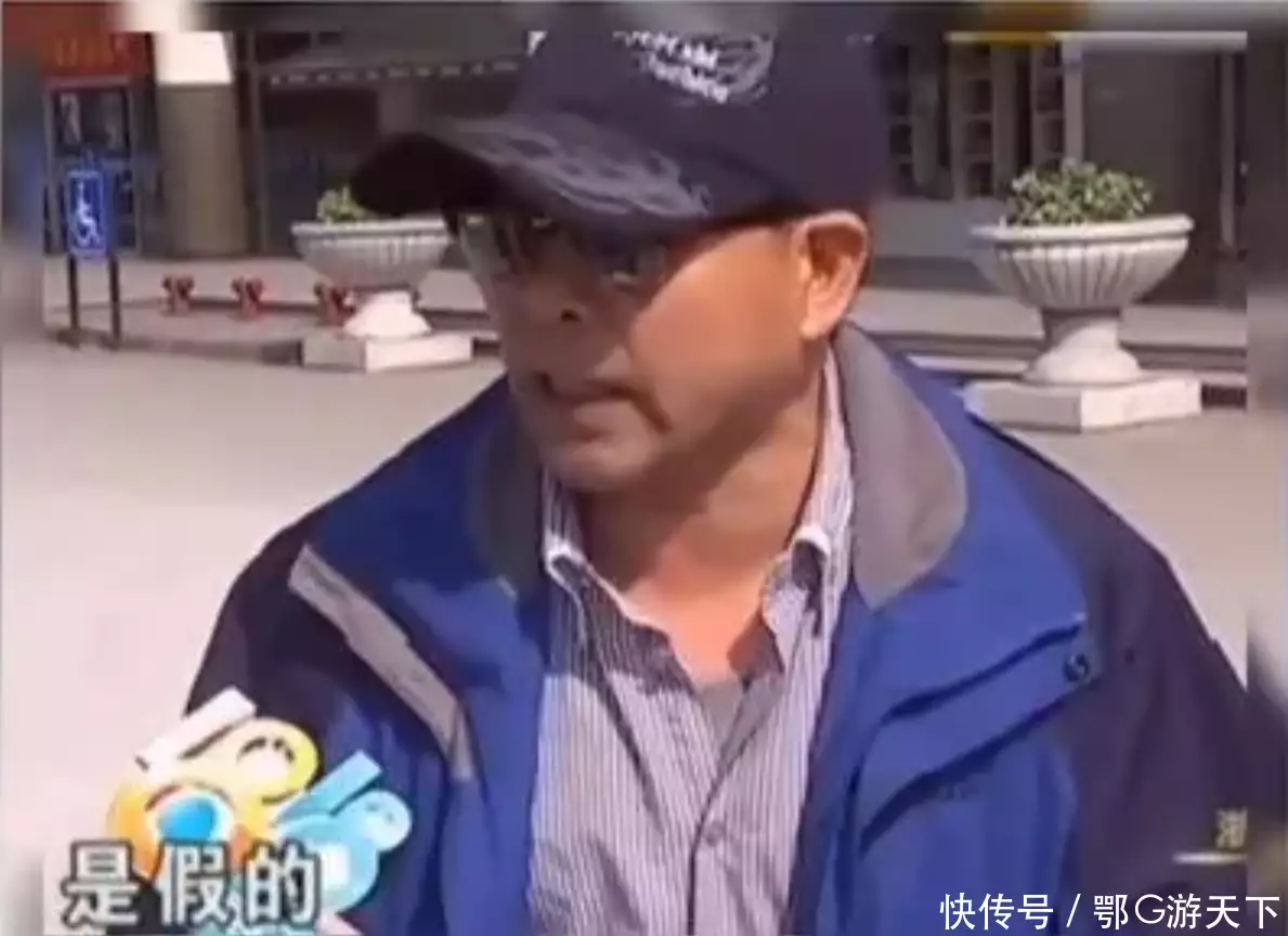 20年浙江一婚宴五粮液被调包,18人住院,家属索赔50万,结果如何礼堂门卫隐藏身份60年,女婿“设局”暴露其身份,授奖时泪流满面(宜宾五粮液婚宴酒价格表)