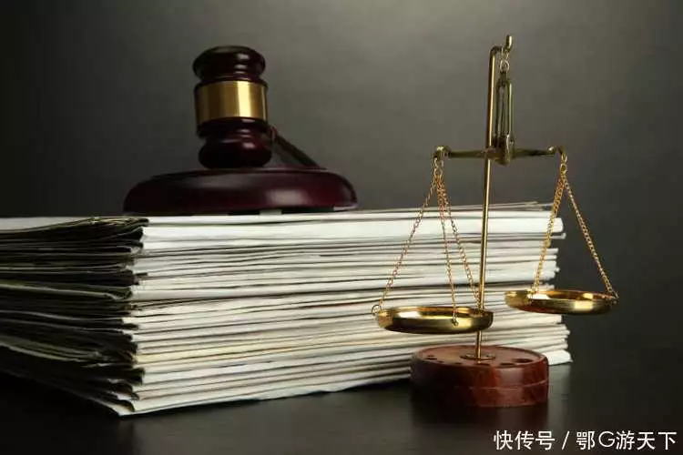 20年浙江一婚宴五粮液被调包,18人住院,家属索赔50万,结果如何礼堂门卫隐藏身份60年,女婿“设局”暴露其身份,授奖时泪流满面(宜宾五粮液婚宴酒价格表)