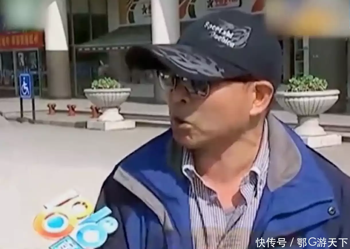 20年浙江一婚宴五粮液被调包,18人住院,家属索赔50万,结果如何礼堂门卫隐藏身份60年,女婿“设局”暴露其身份,授奖时泪流满面(宜宾五粮液婚宴酒价格表)