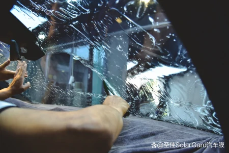 防晒隔热!我为什么劝你给天幕玻璃贴膜?(天幕隔热膜质量怎么样)