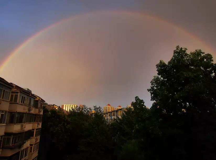 乳状云+双彩虹+晚霞!今天京城天空奇观美景轮番登场