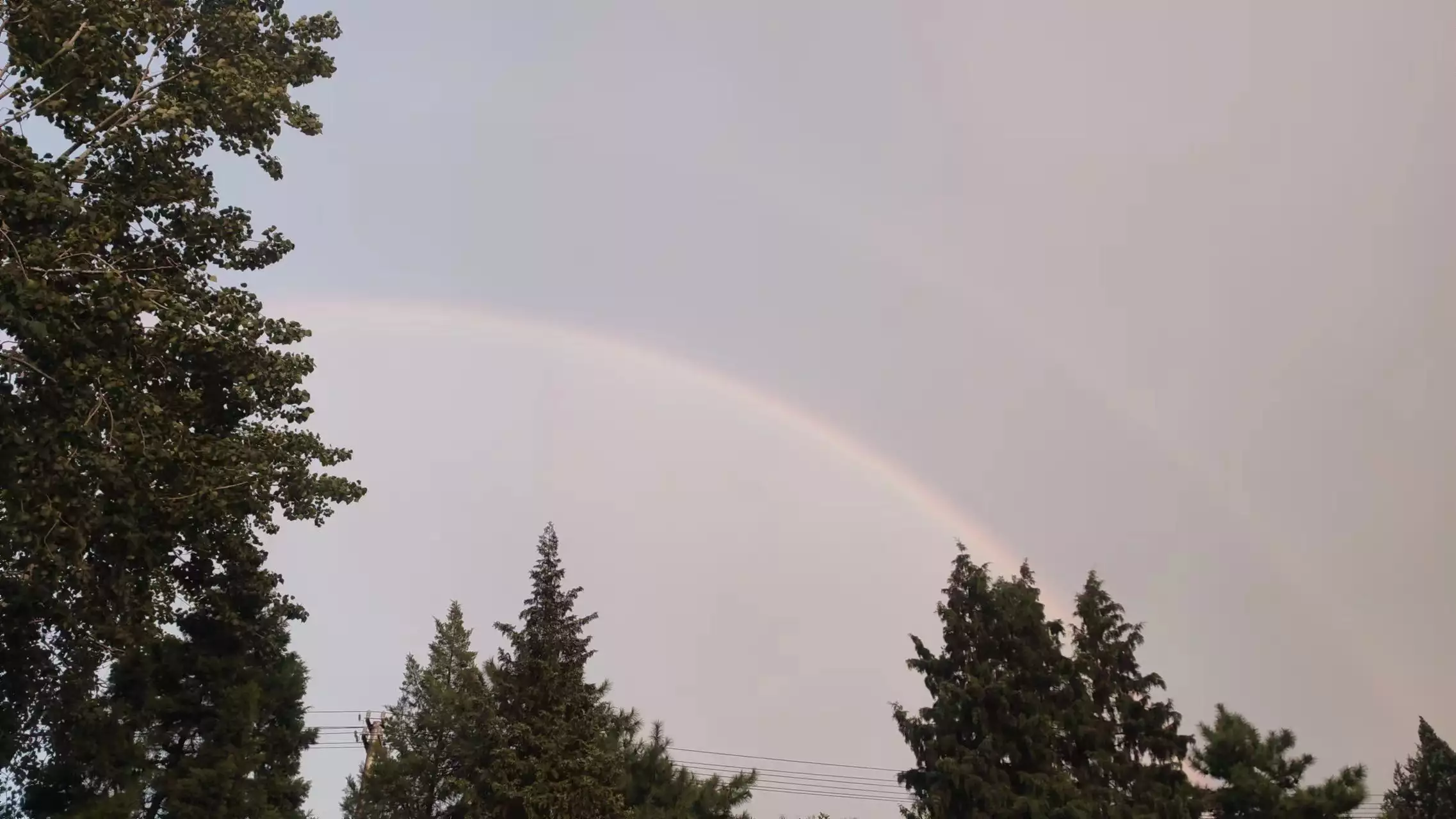 乳状云+双彩虹+晚霞!今天京城天空奇观美景轮番登场