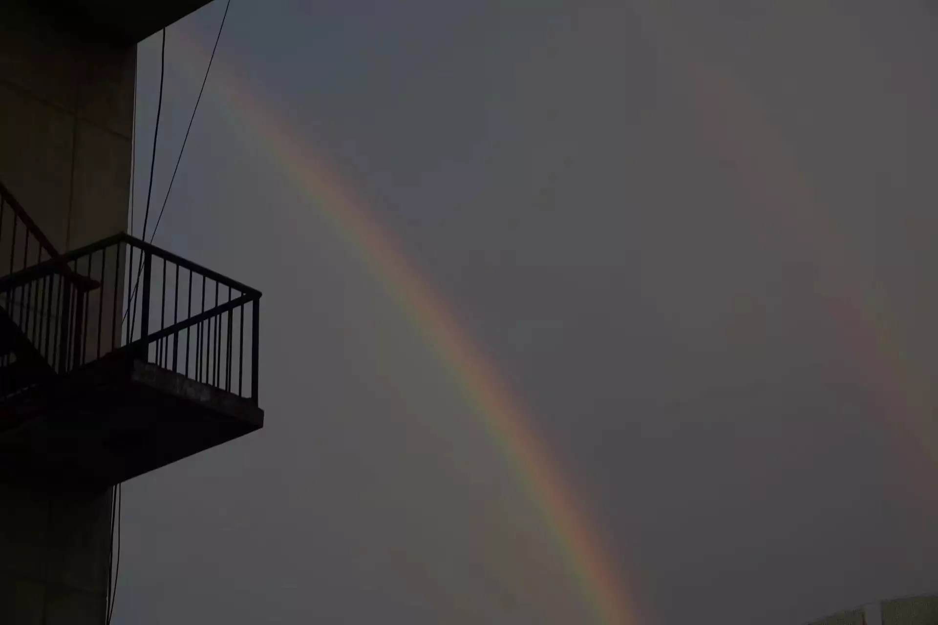 乳状云+双彩虹+晚霞!今天京城天空奇观美景轮番登场