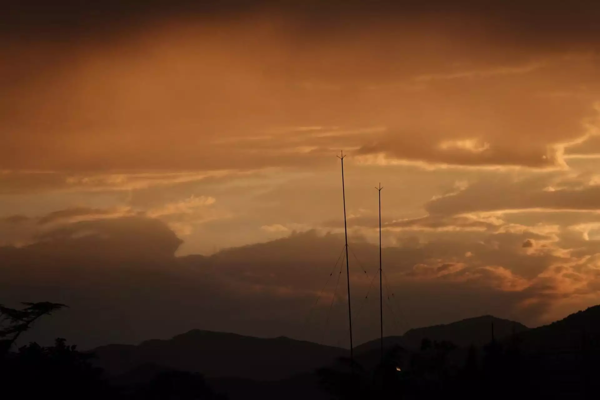 乳状云+双彩虹+晚霞!今天京城天空奇观美景轮番登场