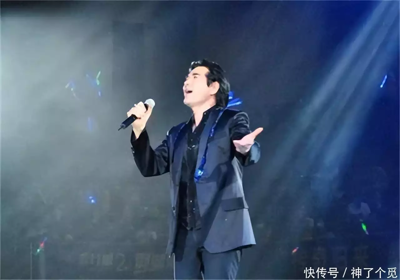 被称为初代男神,女友曾是叶倩文,63岁的他为何至今未婚?(叶倩文前男友有哪些)