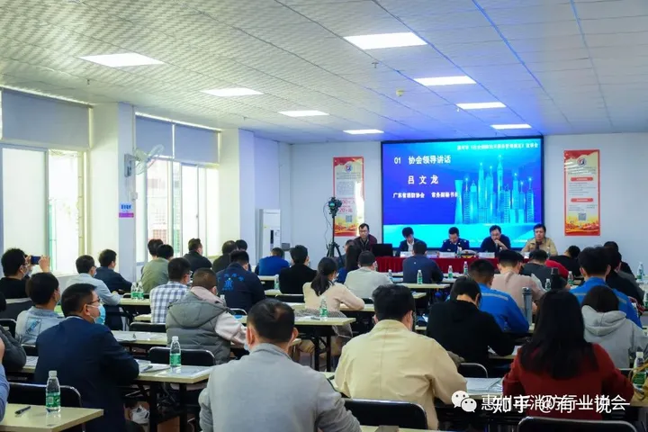 地方消防服务收费标准:面积0.5万m²以下维保收费不得低于14400元/年