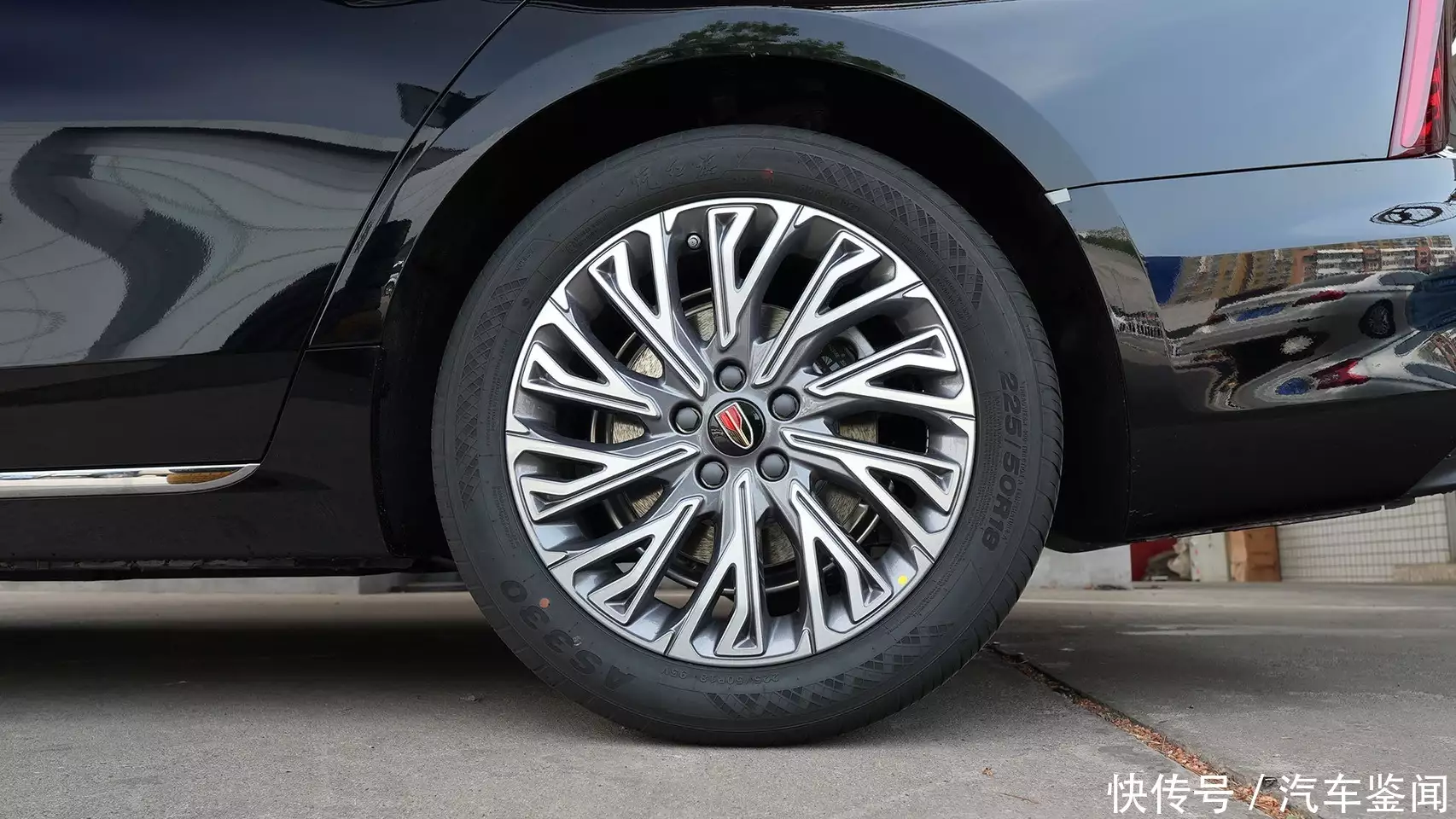 2.0T动力优秀 HEV加速快还省油 全新红旗H5您该这么选