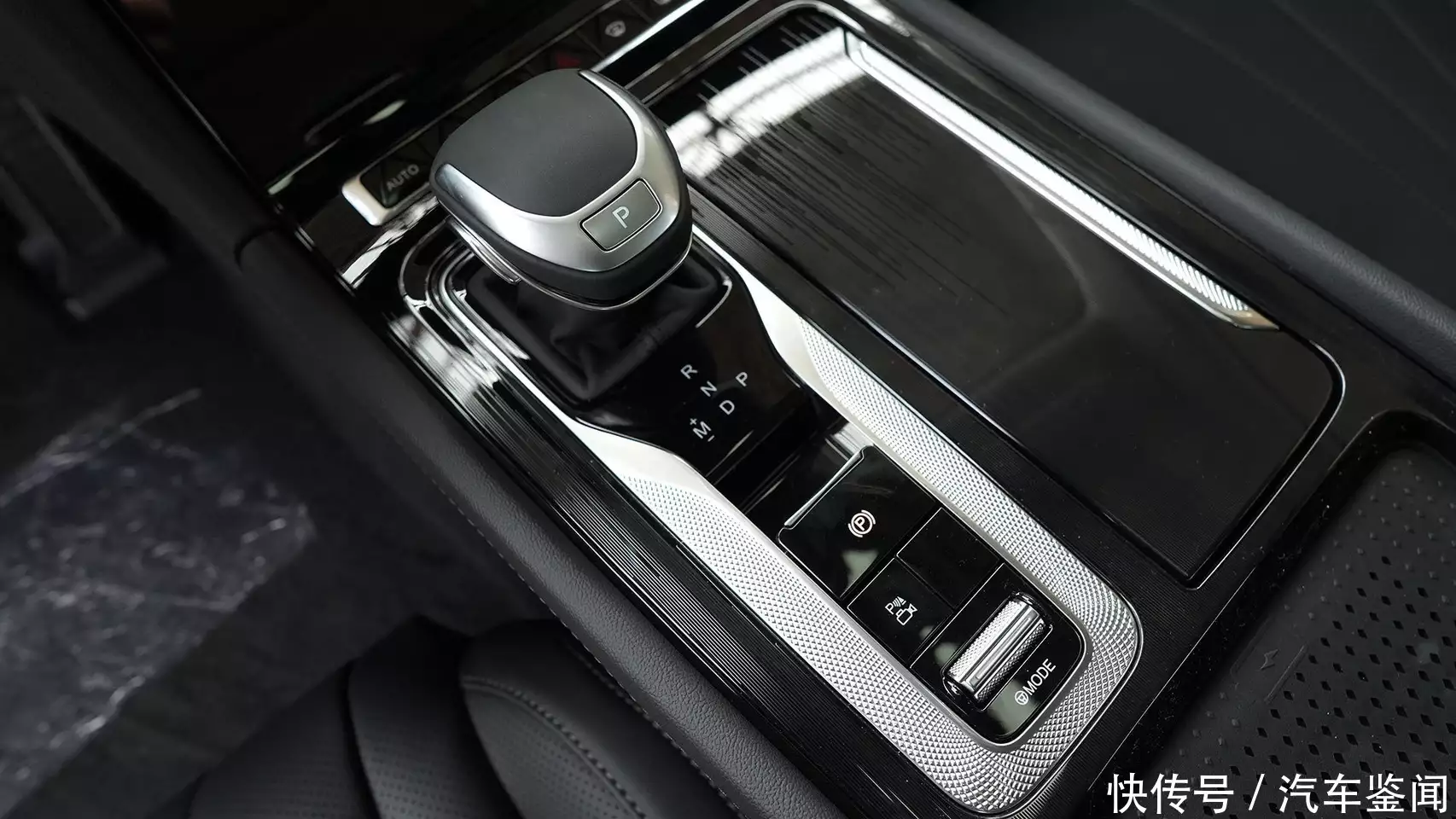 2.0T动力优秀 HEV加速快还省油 全新红旗H5您该这么选