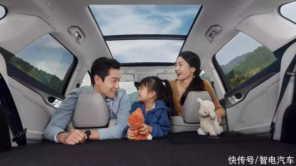 新摩卡DHT-PHEV上市,大五座SUV除了大,还应该有什么?