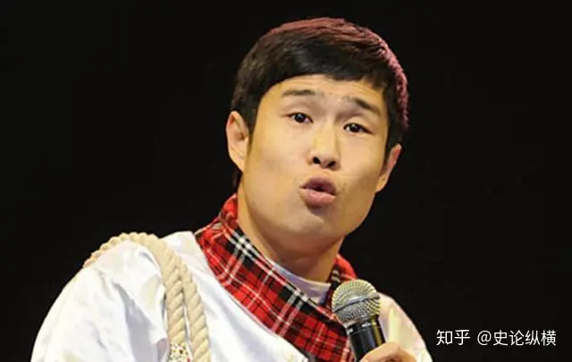 东北人宁舍一顿饭,也要看的“二人转”,是一门怎样的艺术?