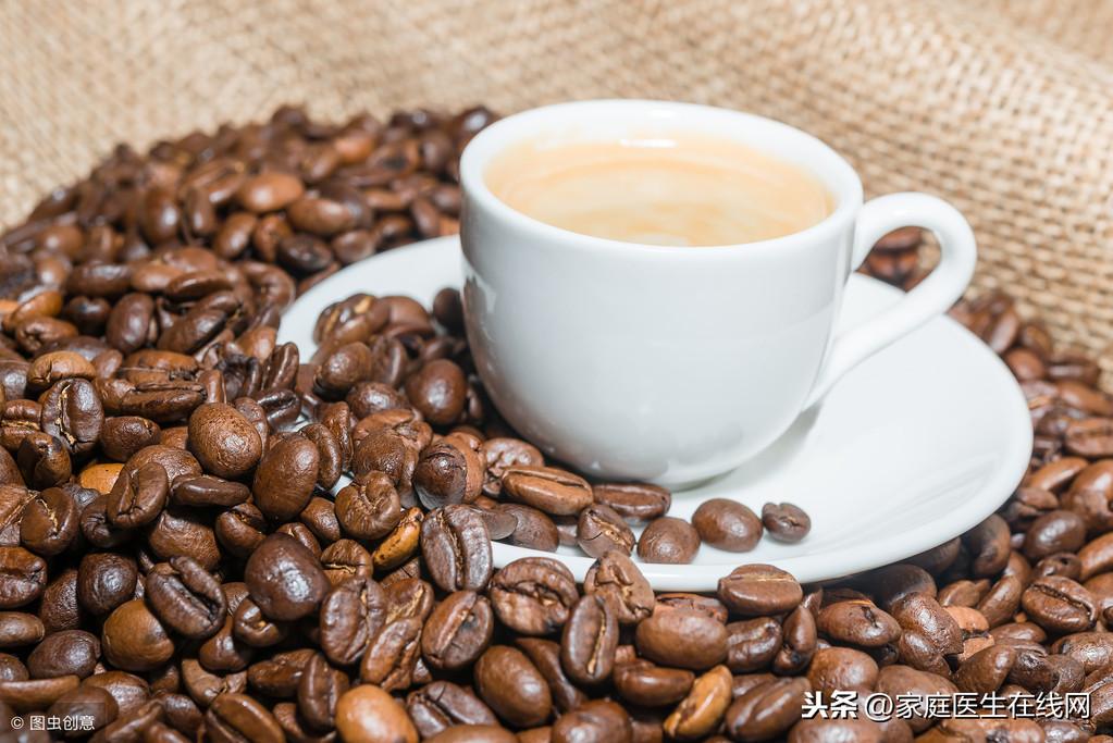喝咖啡有3大好处,但这2类人不能多喝,对身体不好