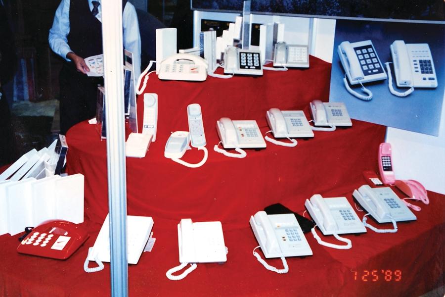 TCL40周年丨从TTK到TCL 十年磨砺成就"中国电话大王"