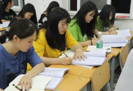 大学生迎来好消息,新增37个本科专业,高校招生还有“新趋势”