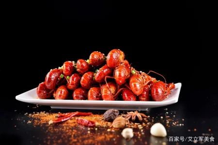 小龙虾每斤跌破10元,把龙虾口味吃个遍,学习一下龙虾的常见做法