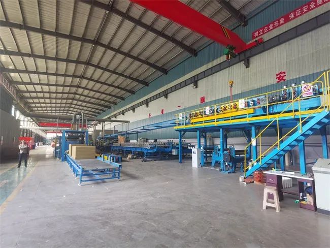 云南也有冷库机制板厂了!