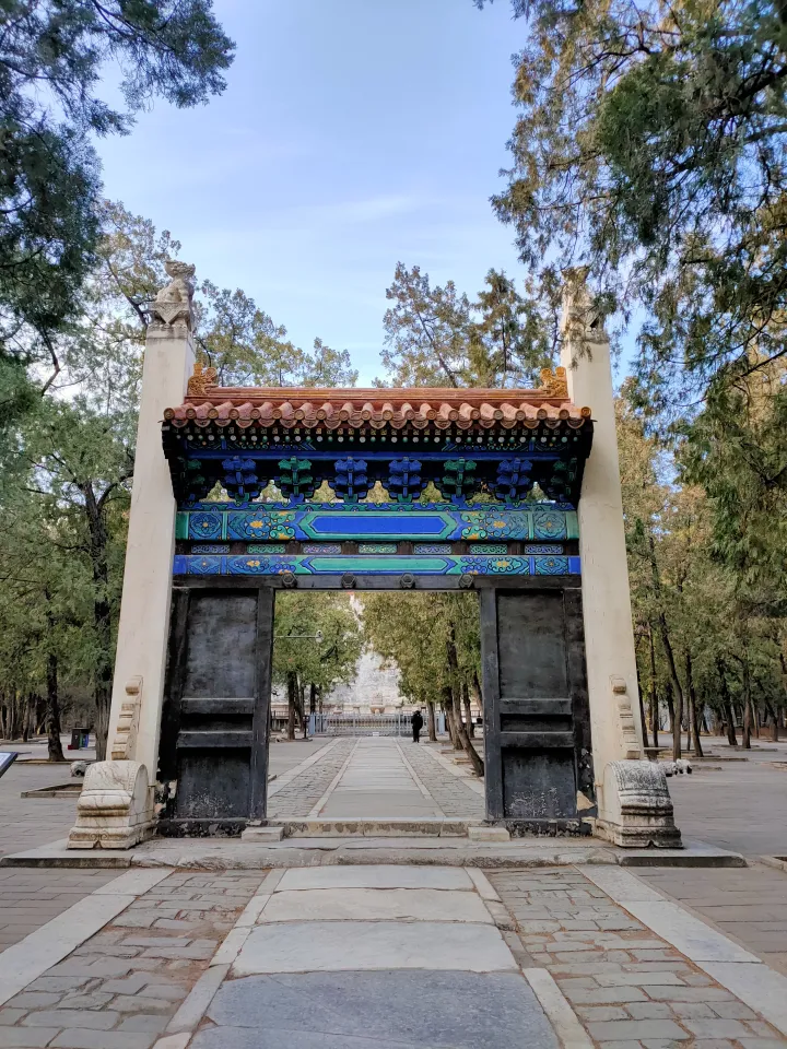 实探北京十三陵定陵地宫,揭秘传说中的皇后诈尸,真的很邪门?-十三陵定陵语音讲解