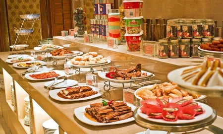 自助餐怎么吃才能回本?4种“隐形贵菜”,吃货:吃它就赚了!(自助餐应该怎么吃比较合理)