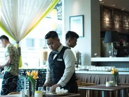 “自助餐”怎么总吃不回本?员工爆料:餐厅布局巧妙,全是套路(自助餐不好吃咋办)