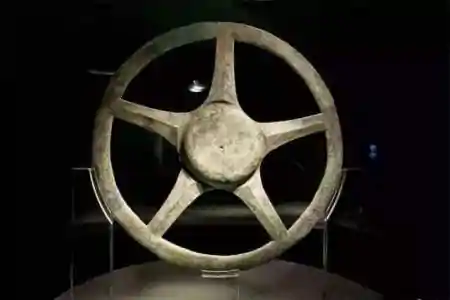 远古宝藏“三星堆”,到底挖出了什么,为何被永久禁止挖掘-三星堆挖出来啥了