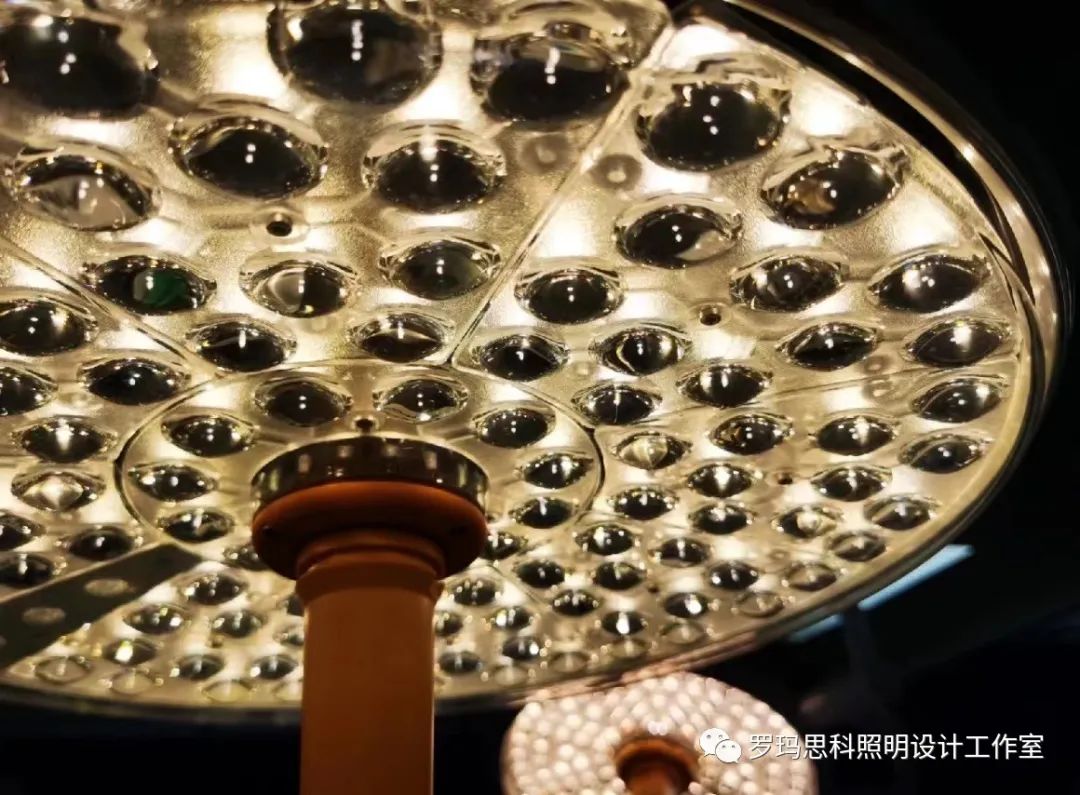 【知识搬运工】手术无影灯应该怎么选择?-手术无影灯的使用流程