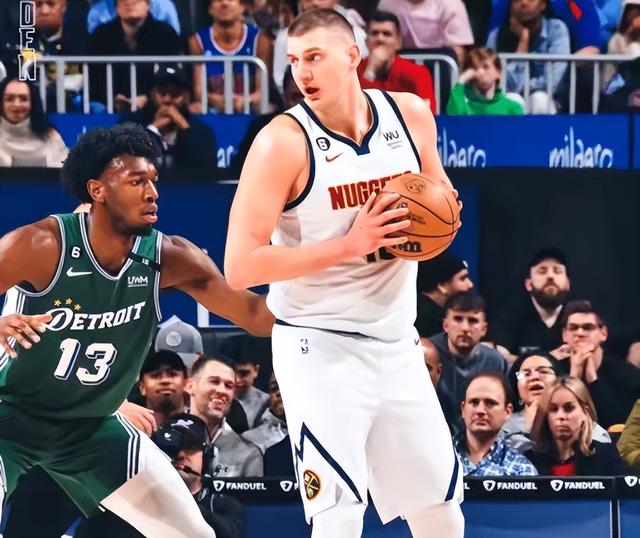 NBA最新排名!湖人再坐收渔利重回第9,太阳赢球却可能掉入附加赛-nba湖人队最新名单