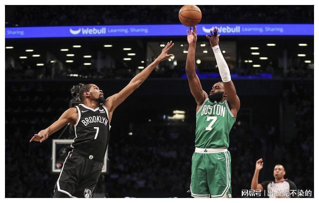 NBA排名:2022-23赛季排名前十的得分后卫,勇士两位,布克第1-nba最新赛季排名