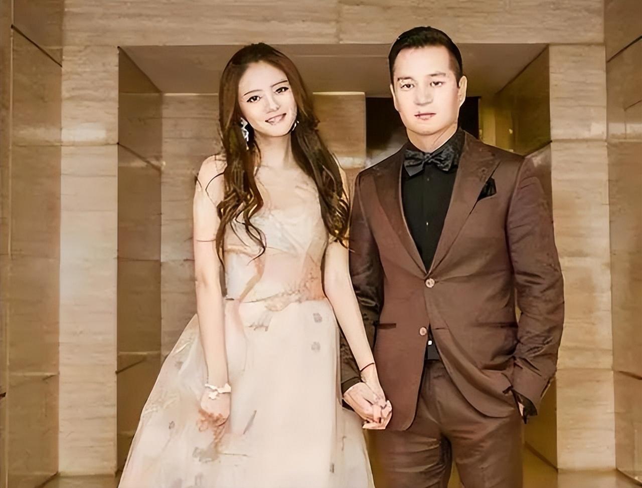 老公被捕后,43岁安以轩复出满脸不自信,当初嫁给汪小菲会怎样?(安以轩老公哪一年的)