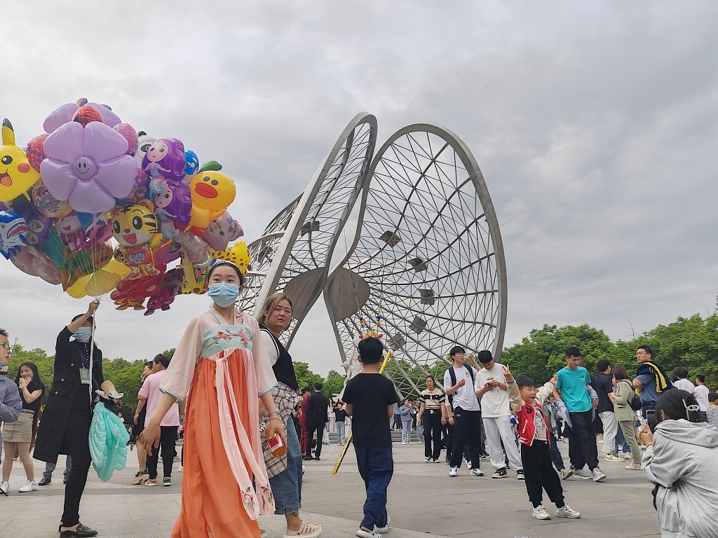 网友建议借热播剧《长月烬明》推广蚌埠,安徽省文旅厅回复(长月无烬电视剧男女主官宣)