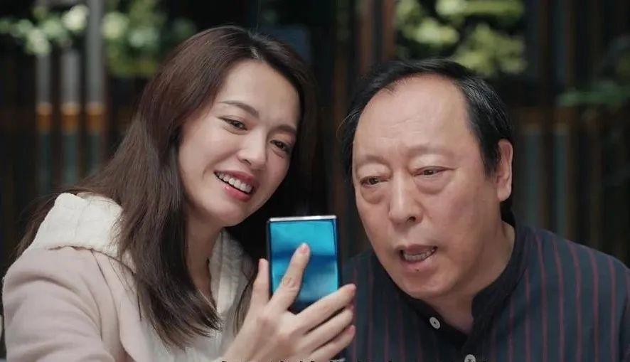 90后也报复性存钱,专家急了(年轻人报复性存钱)