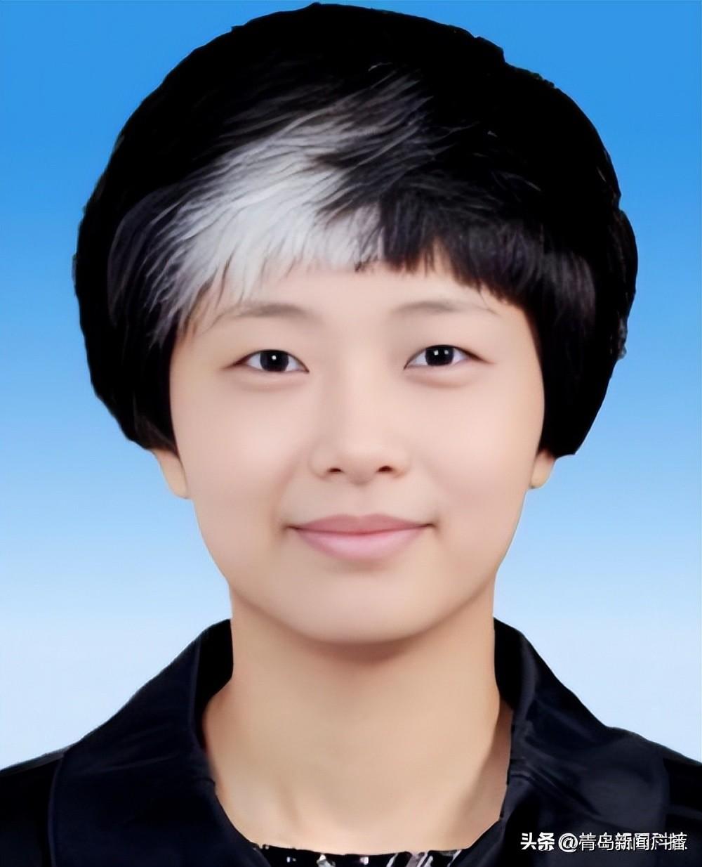 深圳70后女副区长白发照走红,官方回应:系天生,非染发!(深圳副区长被抓)