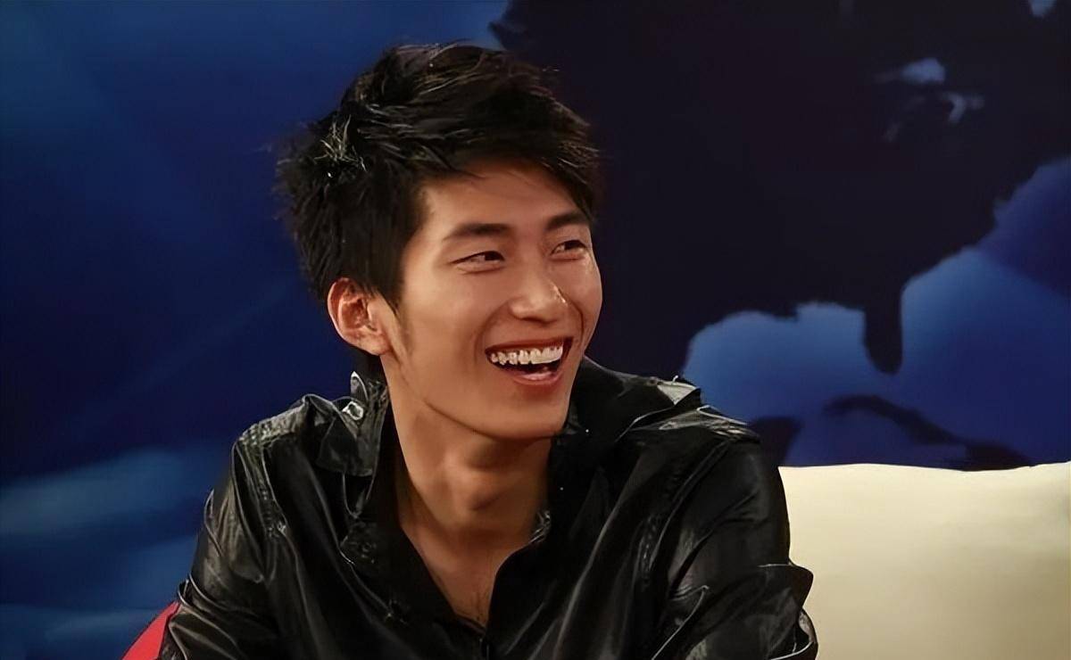 身家400亿,与吴克群相恋4年的何超莲,为什么转身嫁给了窦骁?-窦骁个人资产多少亿