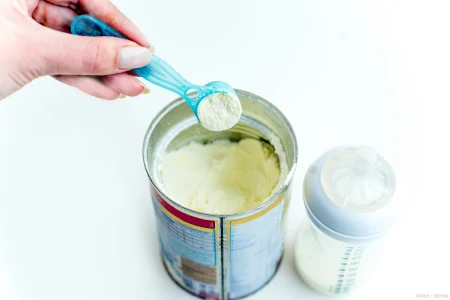 如何选择合适的婴儿奶粉品牌?-如何选择合适的婴儿奶粉品牌呢女孩