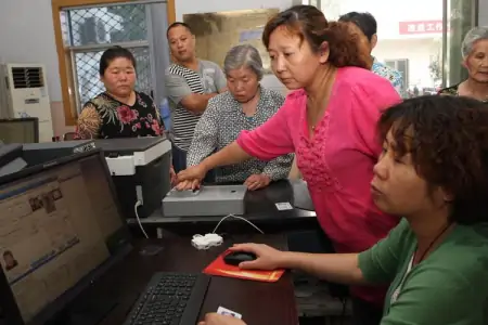 2023年养老金调整公布,涨幅3.8%出乎意料!将迎来3个重要变化-2030年农村养老金能领多少