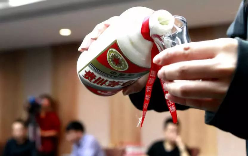 多少钱以上的白酒属于纯粮食酒呢?-多少钱以上的白酒好