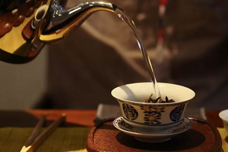 茶与婚礼:茶礼,茶金,受茶,吃茶,定茶是什么意思?-茶礼得到什么
