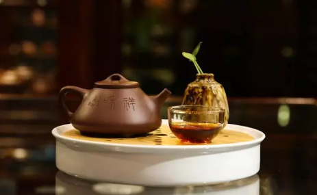 红茶中的“软黄金”—茶黄素-红茶中的茶黄素